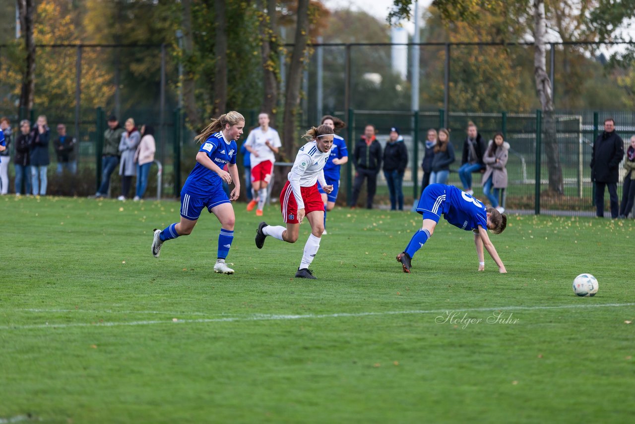 Bild 299 - B-Juniorinnen Hamburger SV - FC Neubrandenburg 04 : Ergebnis: 3:1